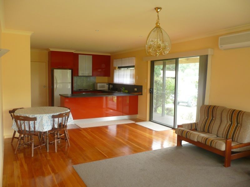 57 Eighth Avenue, Raymond Island VIC 3880