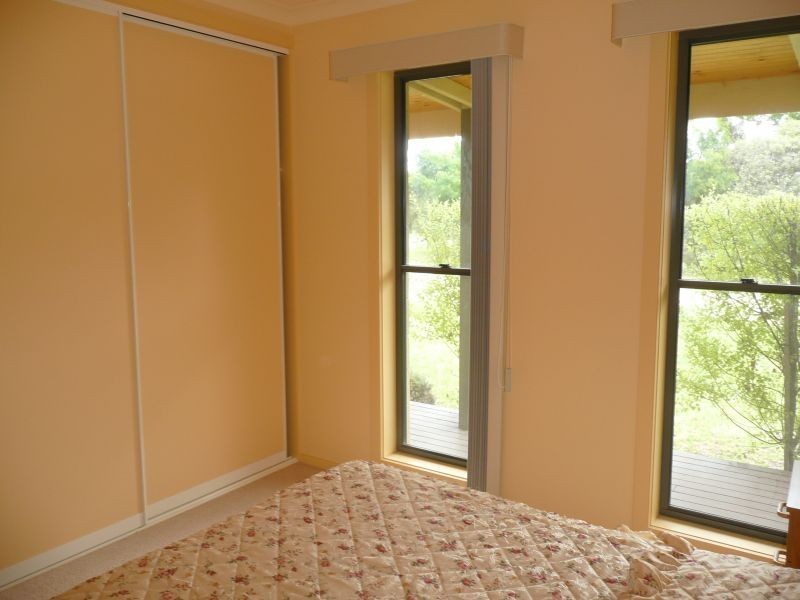 57 Eighth Avenue, Raymond Island VIC 3880