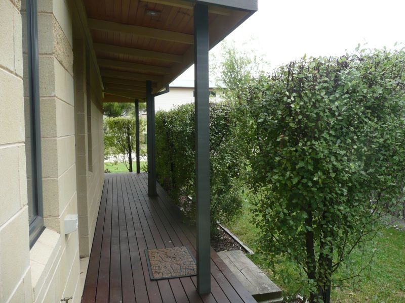 57 Eighth Avenue, Raymond Island VIC 3880