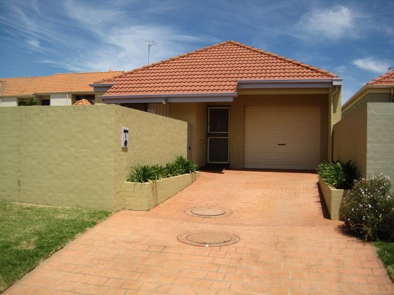 3/11 King Street, Paynesville VIC 3880