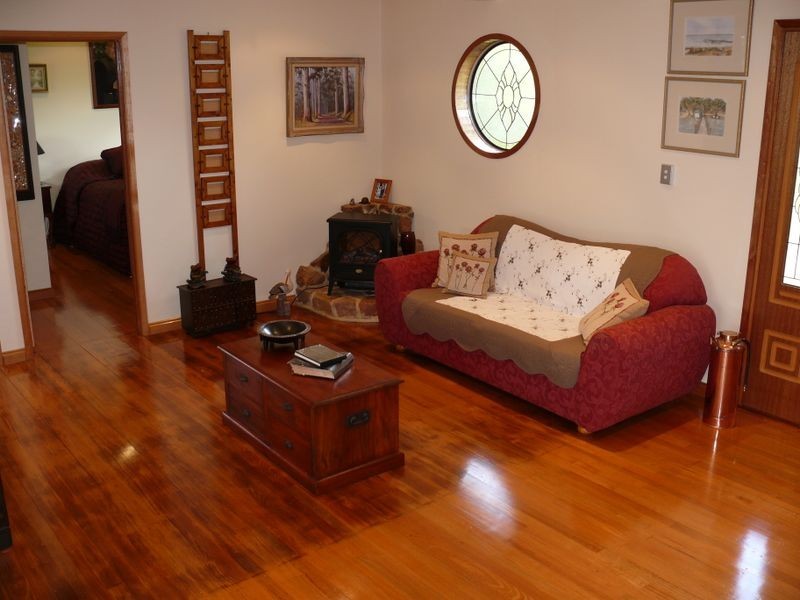 15 McMillan Grove, Paynesville VIC 3880