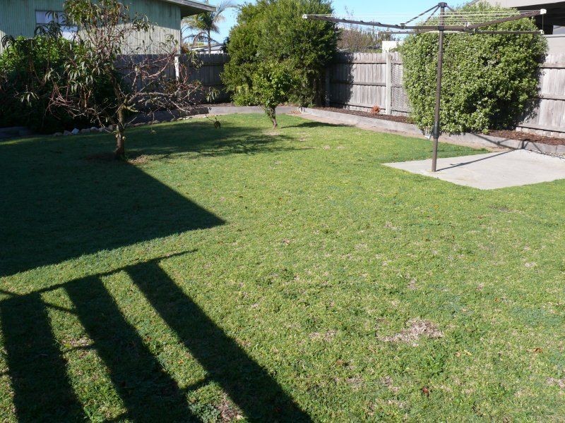 4 McMillan Grove, Paynesville VIC 3880