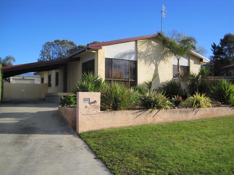 3 Millicent Court, Eagle Point VIC 3878