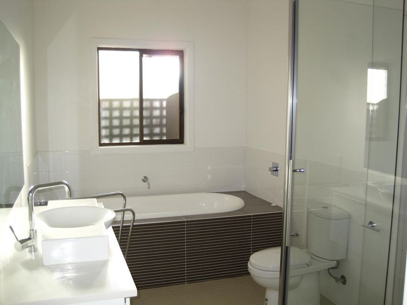 3 Millicent Court, Eagle Point VIC 3878