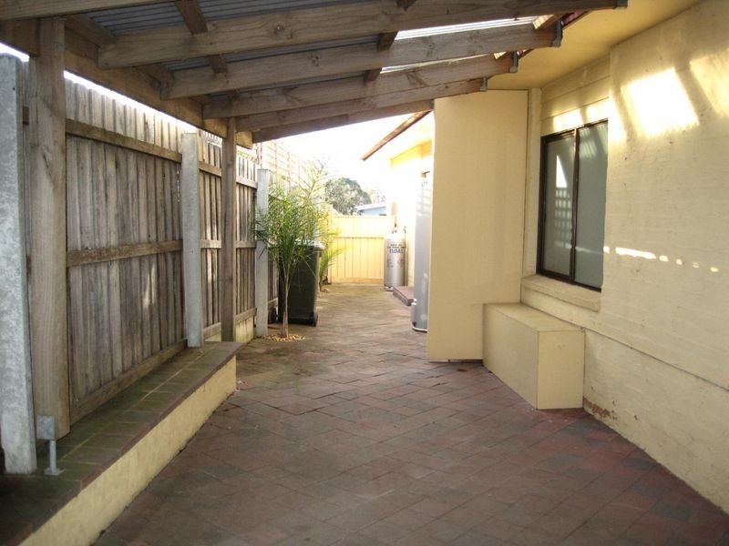 3 Millicent Court, Eagle Point VIC 3878