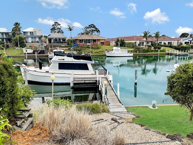 25 Schooner Terrace, Paynesville VIC 3880