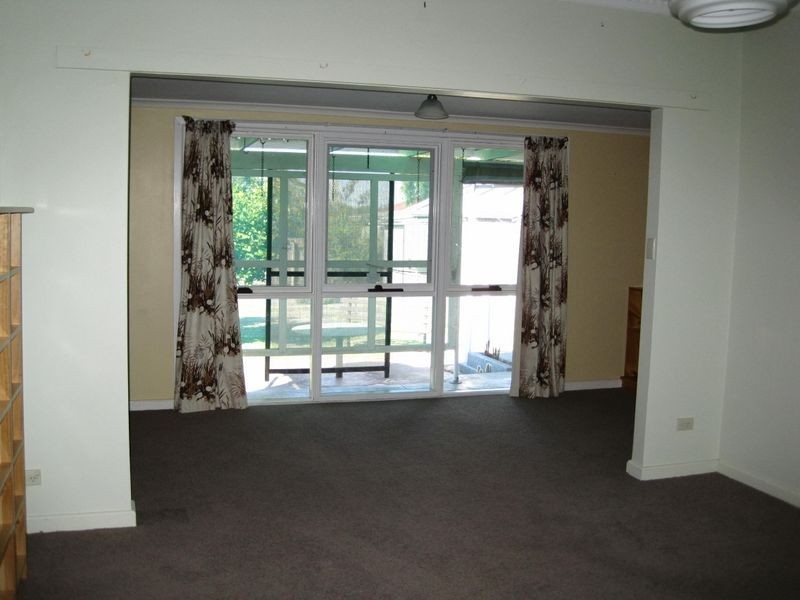 10 Toonalook Parade, Paynesville VIC 3880