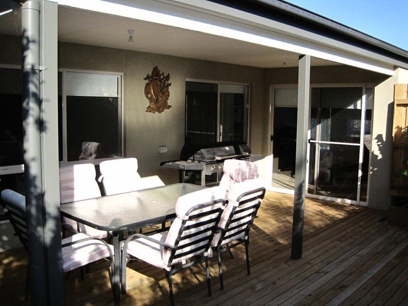 1/17 Langford Parade, Paynesville VIC 3880