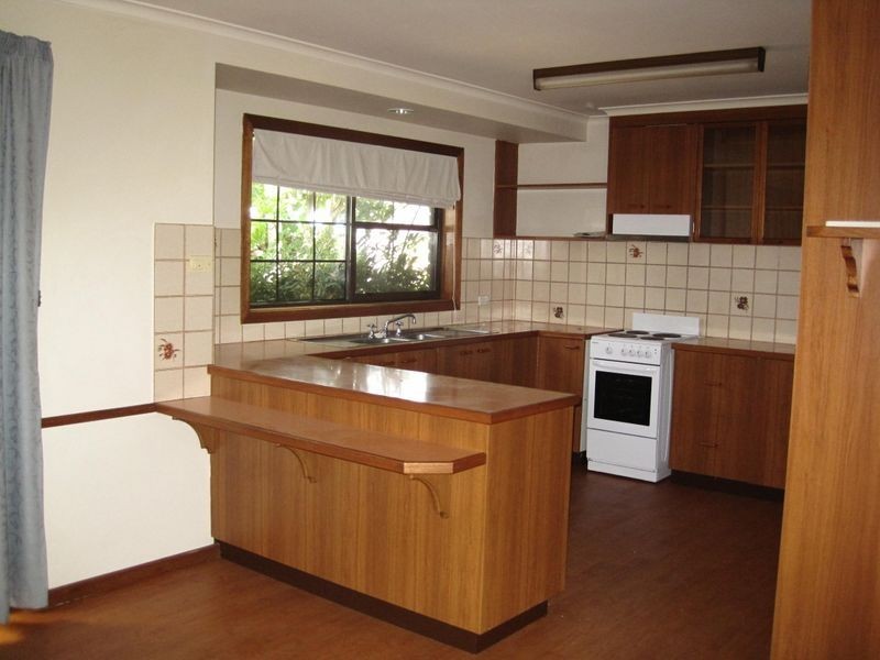 6 Newton Close, Paynesville VIC 3880