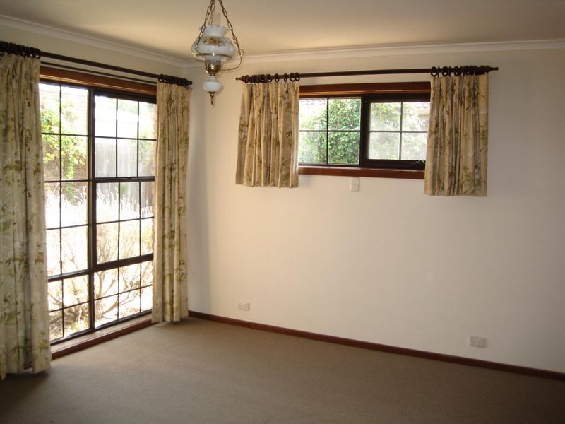 6 Newton Close, Paynesville VIC 3880