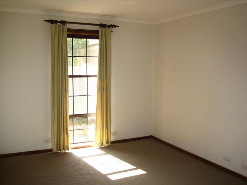 6 Newton Close, Paynesville VIC 3880