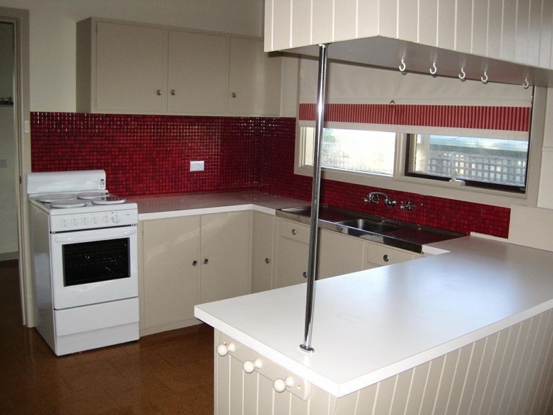 56 Main Road, Paynesville VIC 3880