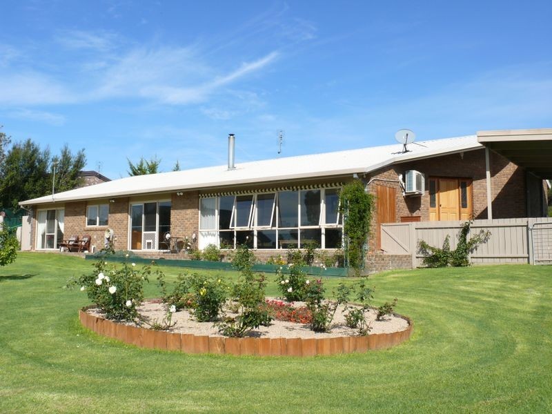 13 Horizon Way, Newlands Arm VIC 3875