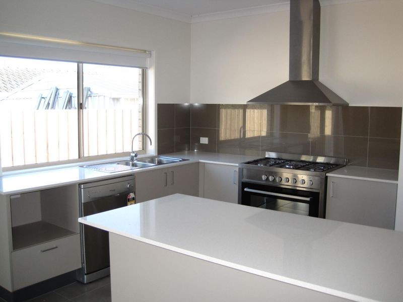 15D Toonalook Parade, Paynesville VIC 3880