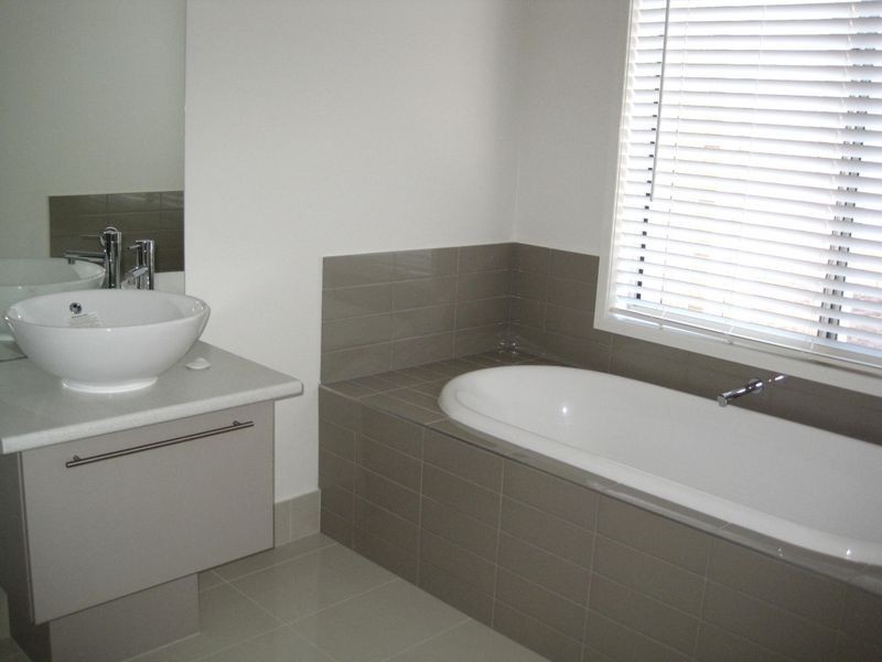 15D Toonalook Parade, Paynesville VIC 3880