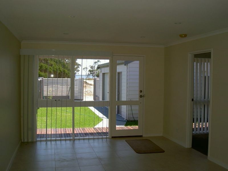 2/155 Bay Road, Eagle Point VIC 3878