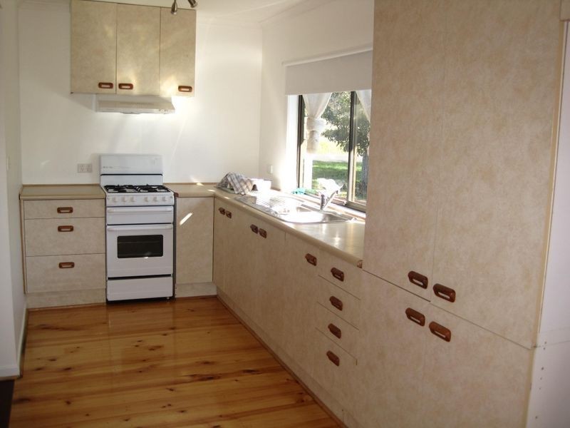 149 Bay Road, Eagle Point VIC 3878