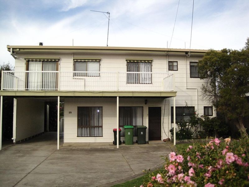 29 Bay Road, Eagle Point VIC 3878