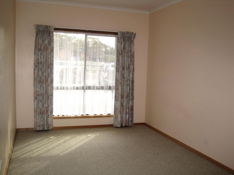 29 Bay Road, Eagle Point VIC 3878