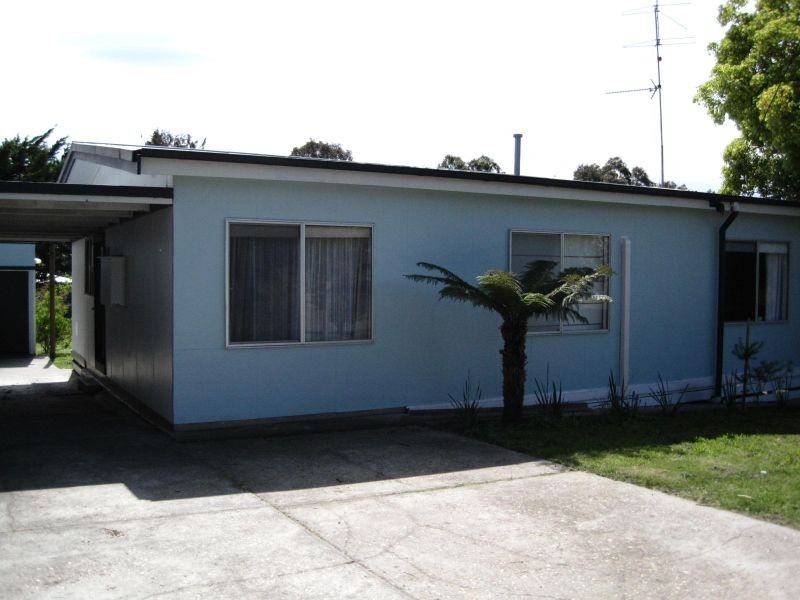 16 Riley Street, Eagle Point VIC 3878