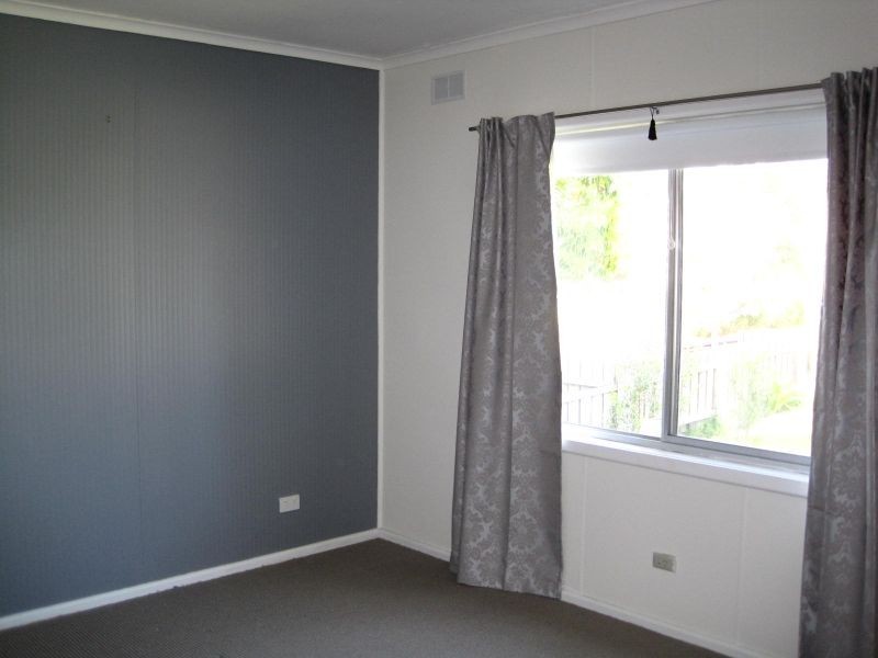 16 Riley Street, Eagle Point VIC 3878