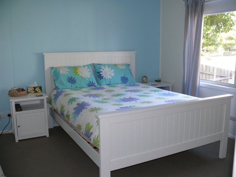 16 Riley Street, Eagle Point VIC 3878