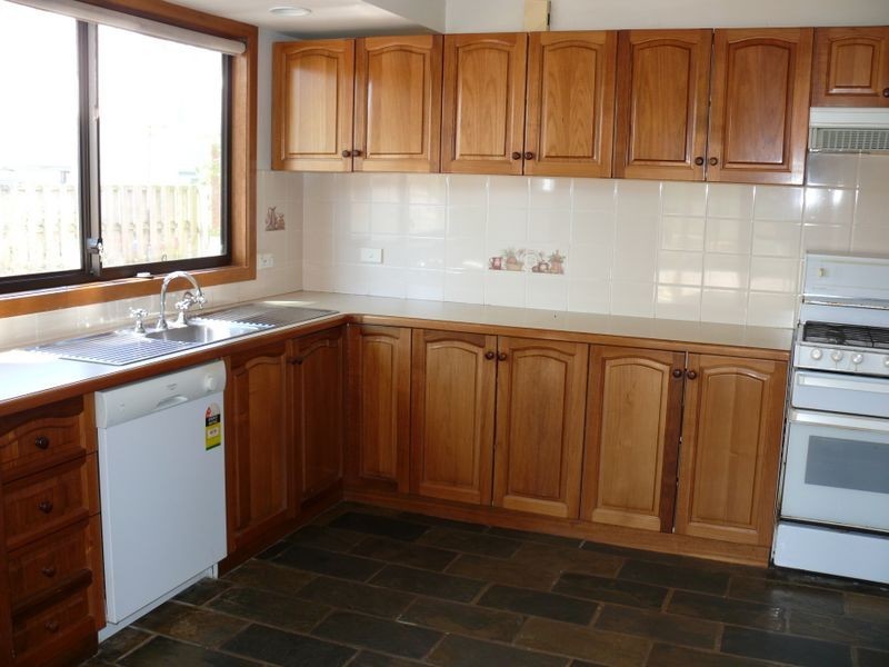 10 Woodland Court, Paynesville VIC 3880