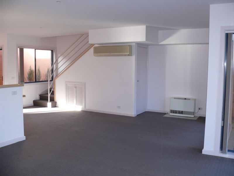 3/15 King Street, Paynesville VIC 3880