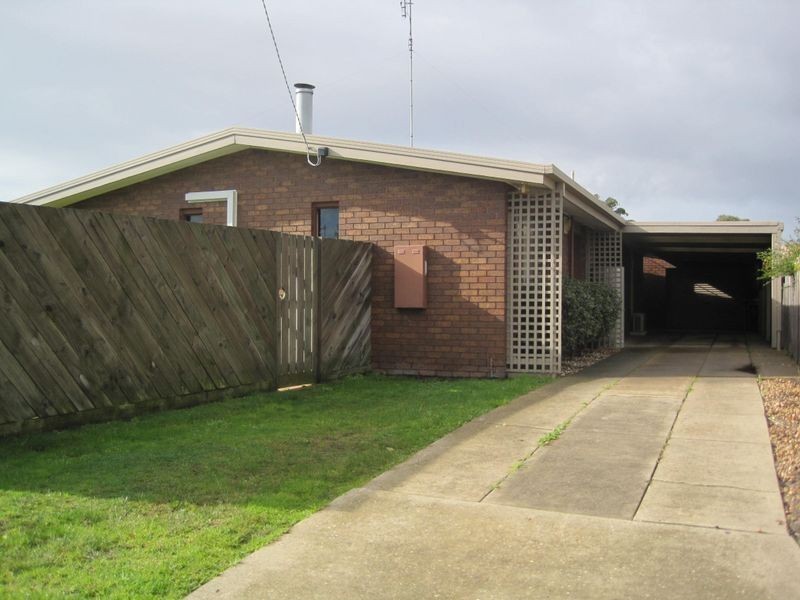 2 Lara Close, Paynesville VIC 3880