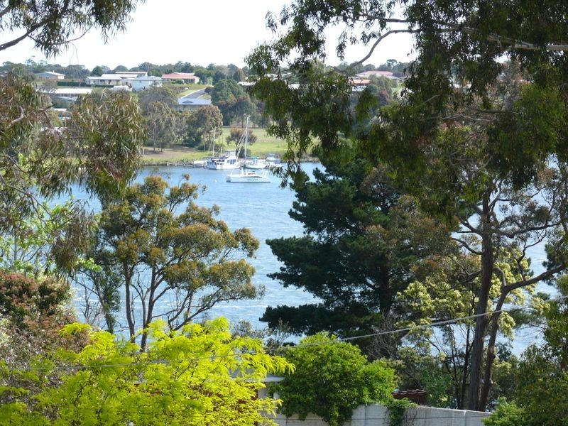 2/117 Newlands Drive, Paynesville VIC 3880