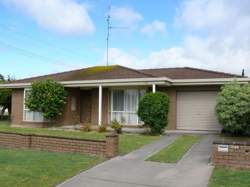 1/10 William Street, Paynesville VIC 3880