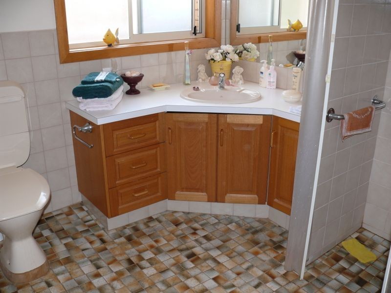 1/10 William Street, Paynesville VIC 3880