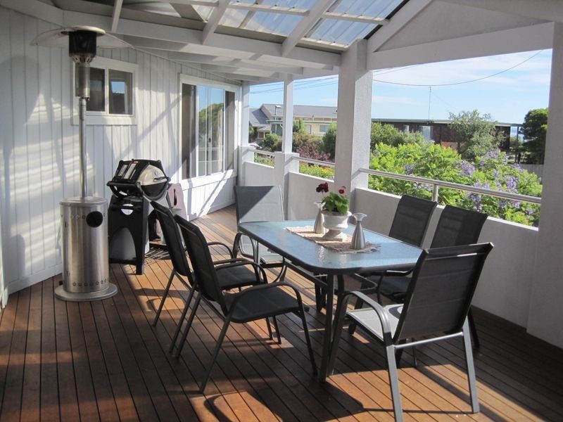 5 Marina Drive, Paynesville VIC 3880