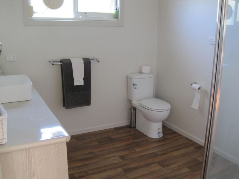 5 Marina Drive, Paynesville VIC 3880