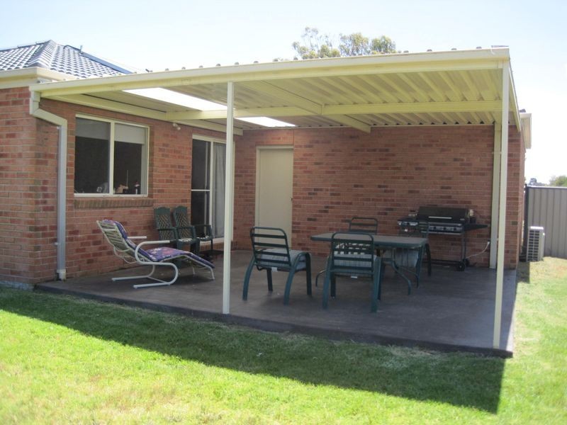 5 Acrux Drive, Newlands Arm VIC 3875