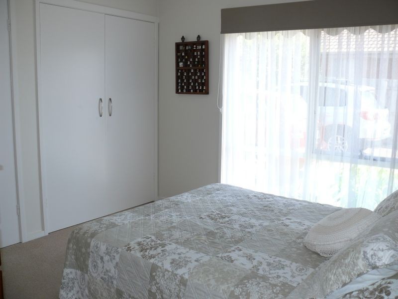 2/27 Main Road, Paynesville VIC 3880