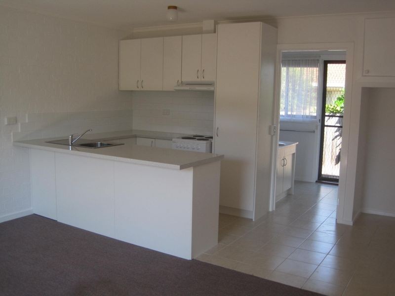 2/16 Wellington Street, Paynesville VIC 3880