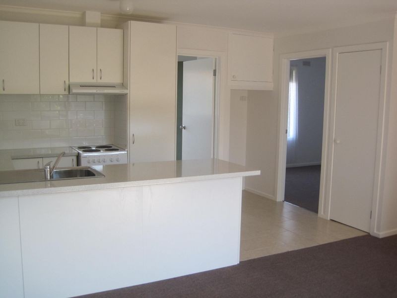 2/16 Wellington Street, Paynesville VIC 3880