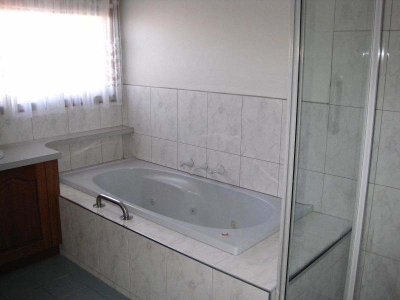 2/30 Queen Street, Paynesville VIC 3880