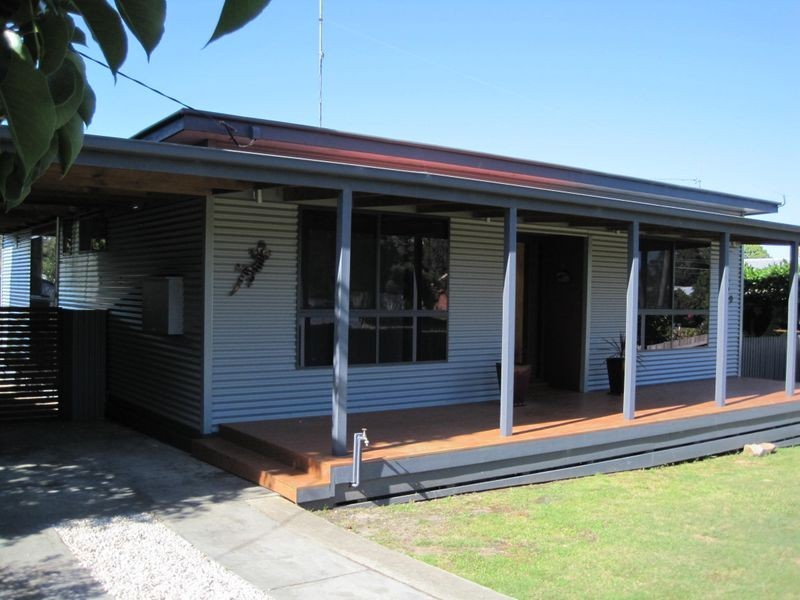 14 Riley Street, Eagle Point VIC 3878