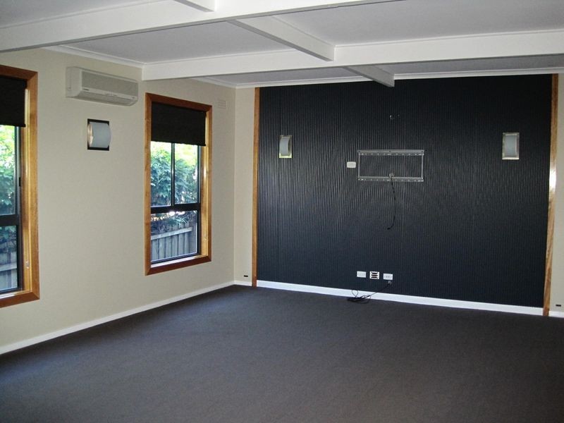 14 Riley Street, Eagle Point VIC 3878