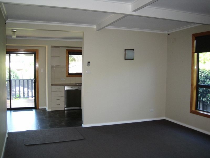 14 Riley Street, Eagle Point VIC 3878