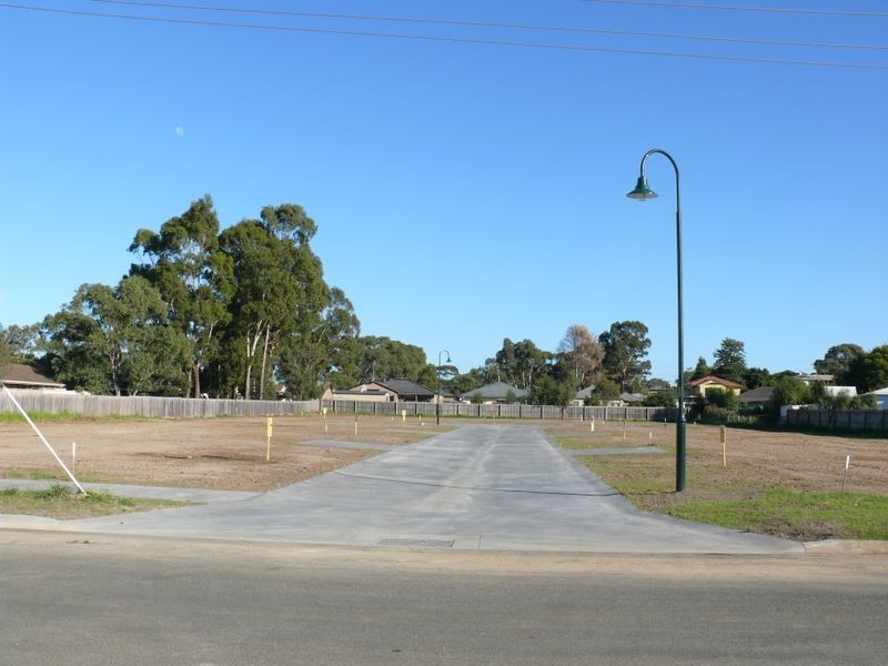 35-39 Wellington Street, Paynesville VIC 3880