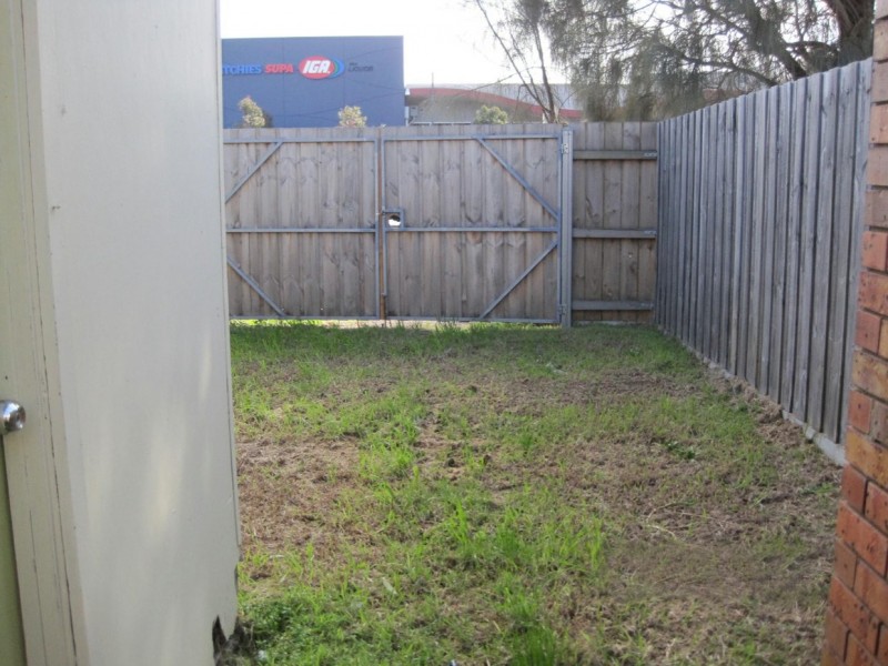 25 Esplanade, Paynesville VIC 3880