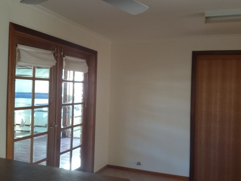 7 Waratah Avenue, Paynesville VIC 3880