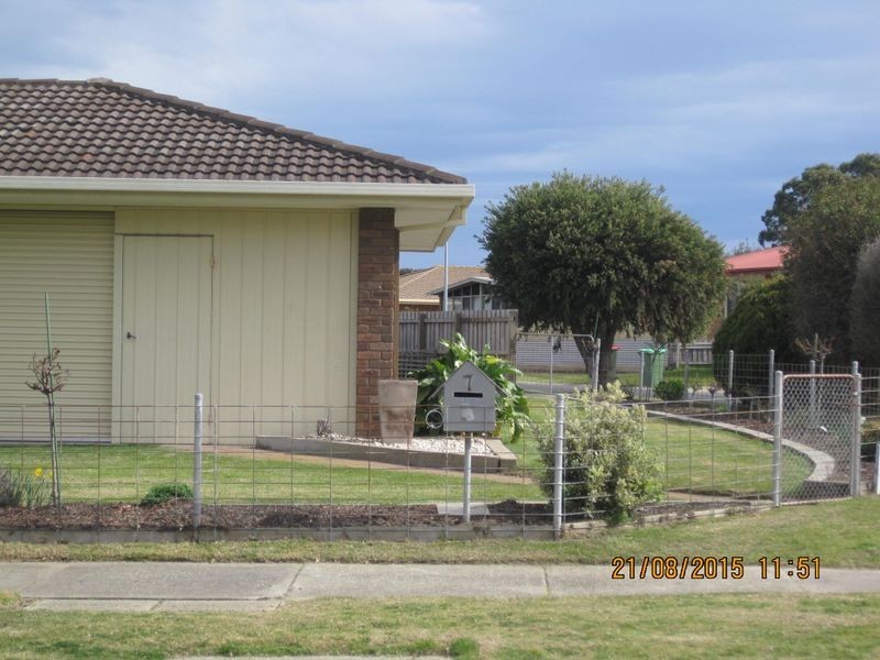 7 Waratah Avenue, Paynesville VIC 3880