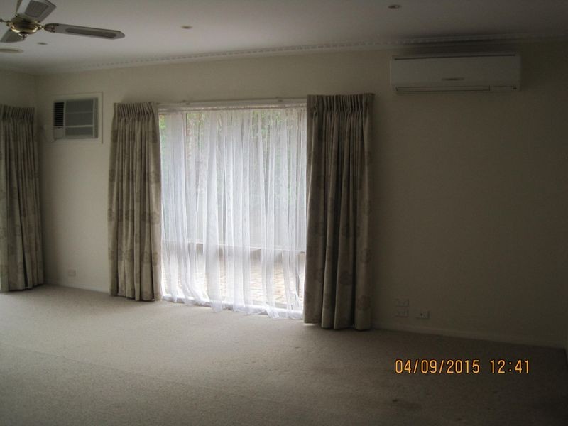 15 Sheerwater Terrace, Paynesville VIC 3880