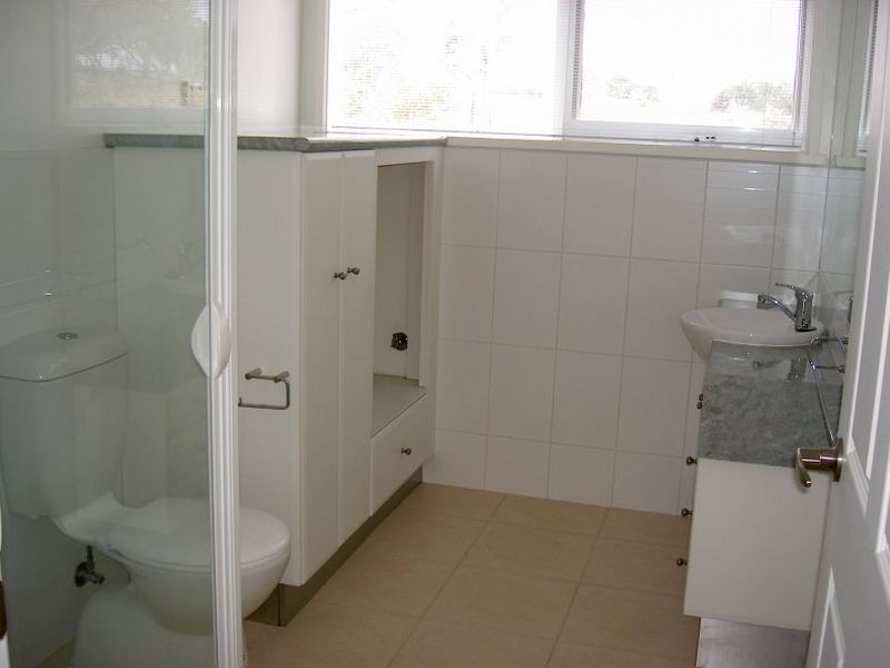 1/155 Bay Road, Eagle Point VIC 3878