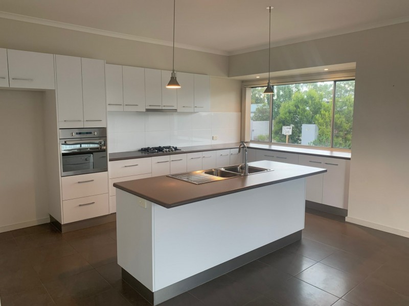 1/157 Bay Road, Eagle Point VIC 3878