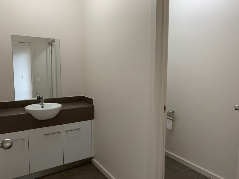 1/157 Bay Road, Eagle Point VIC 3878